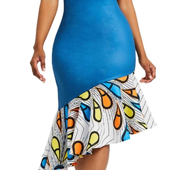 Party dress - Picture 1 of 7